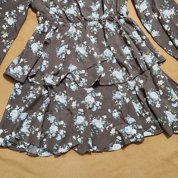 SHEIN Blue Floral Print Ruffled Brown Short Dress - Picture 6 of 12